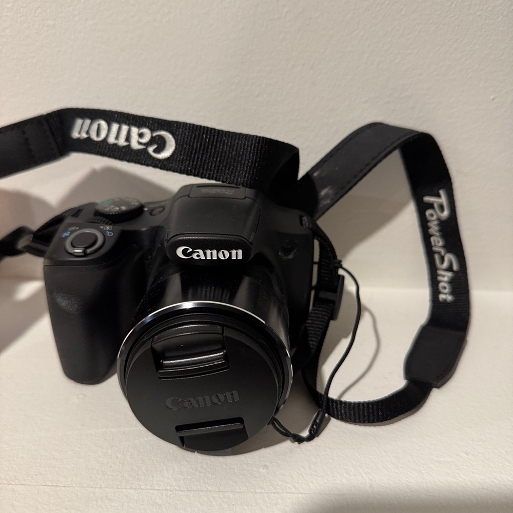 Canon PowerShot Black Digital Camera 530hs